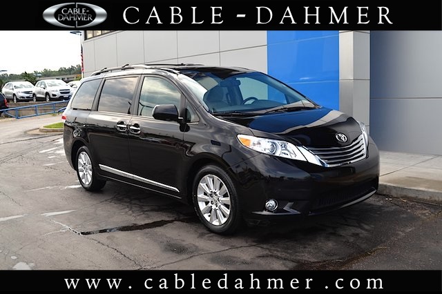 pre owned toyota sienna 2011 #7